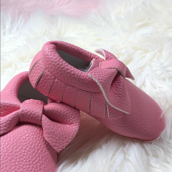 NEW! Girls pink pebble soft sole baby moccs - Picture 5 of 6